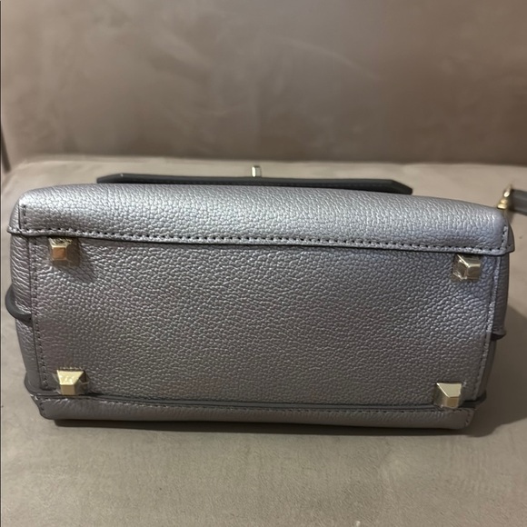 MCM Milla mini crossbody silver handbag - Picture 4 of 12